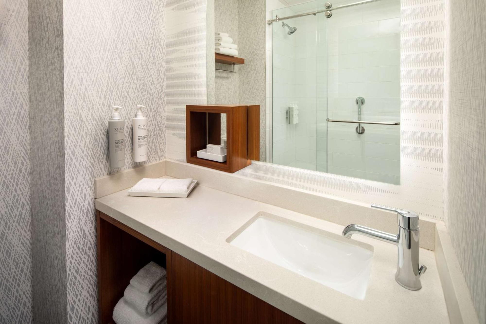 Home2 Suites By Hilton New York Times Square Екстериор снимка