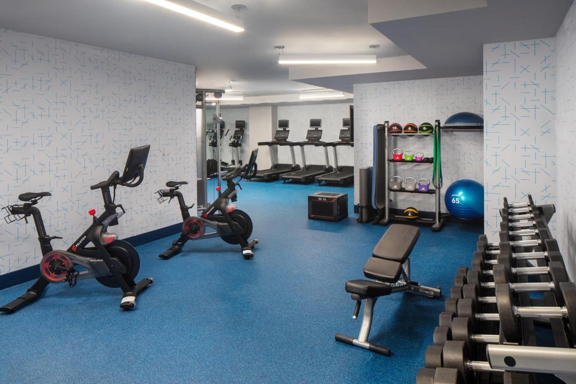 Home2 Suites By Hilton New York Times Square Екстериор снимка